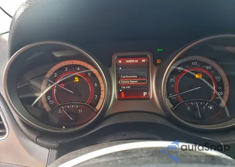 2016 Dodge Journey Crossroad z USA, uszkodzony, nr VIN 3C4PDCGB5GT209503